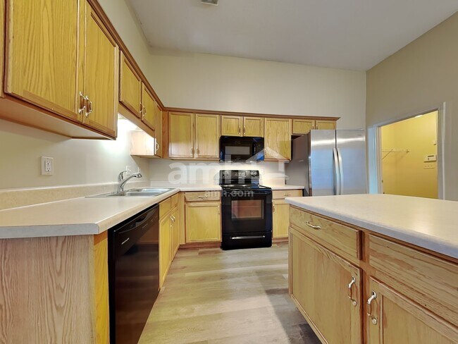 Foto del edificio - 10188 Kay Oak Cove