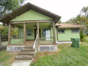 Building Photo - 176 E Yeomans Ave