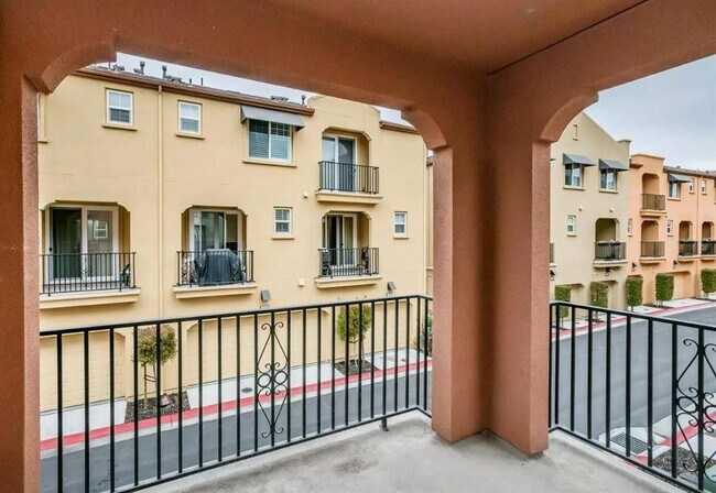 Foto del edificio - 2842 Catalino St