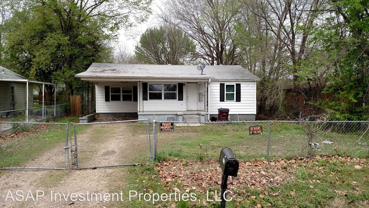 Foto principal - 3 br, 1 bath House - 3207 Emrich