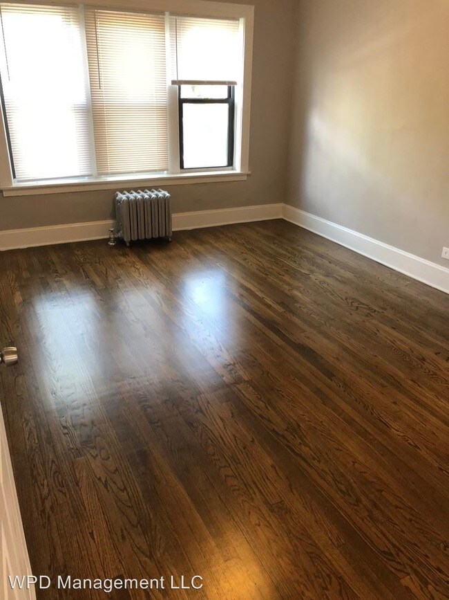 Foto del edificio - 8100 S Loomis Blvd