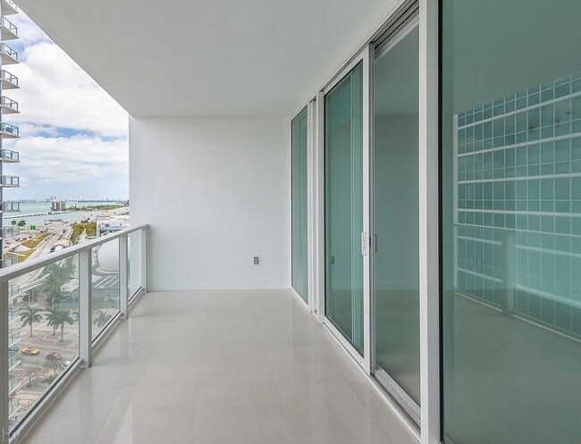 Foto del edificio - 1040 Biscayne Blvd