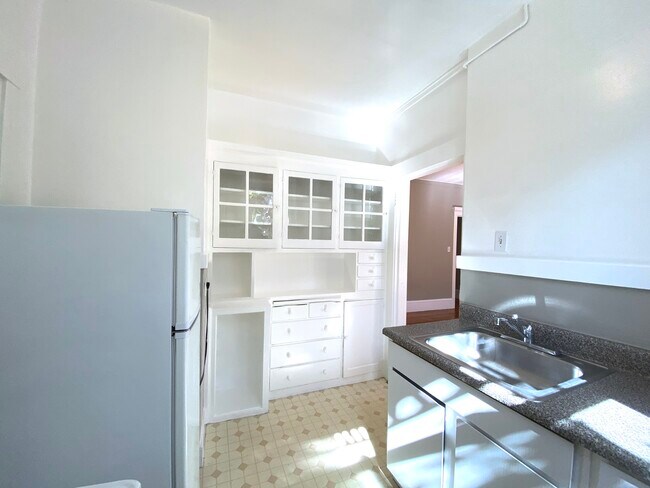 Foto del edificio - 730 O'Farrell St