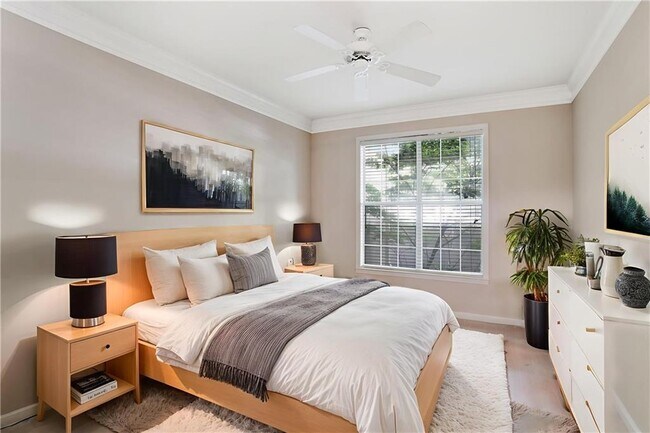 Foto del edificio - 3206 Westchester Ridge NE