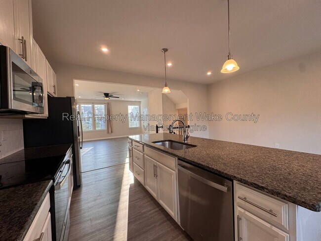 Foto del edificio - 8604 Red Canyon Way
