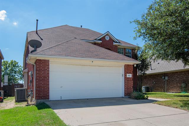 Building Photo - 753 Bridle Trail
