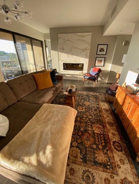 Foto del edificio - 3831 Turtle Creek Blvd