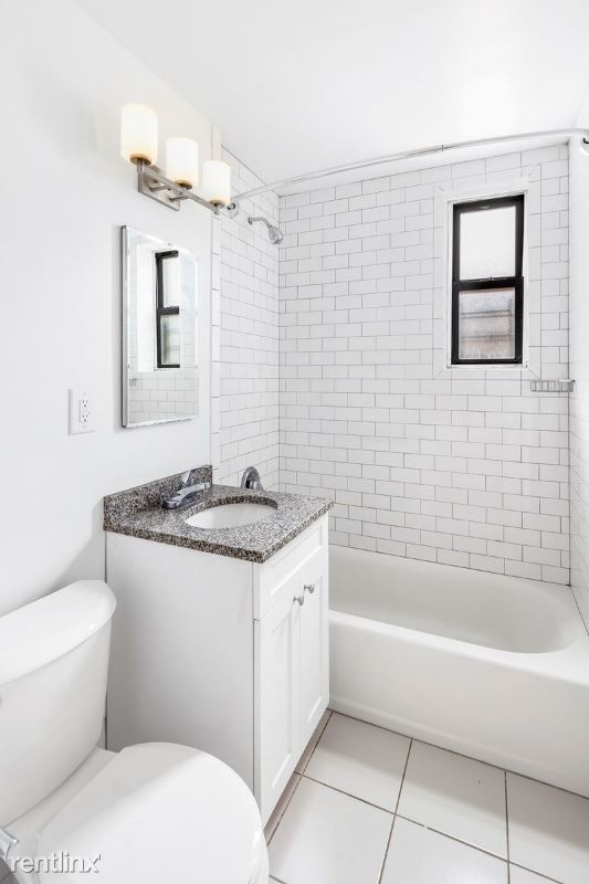 Building Photo - 1 br, 1 bath Apartment - 4242 80th St