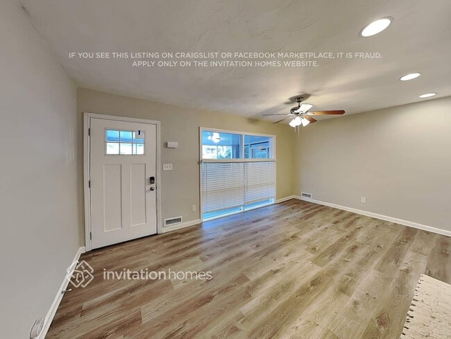 Foto del edificio - 1921 Cindy Dr