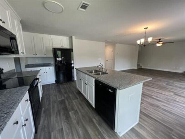 Foto del edificio - 1389 River Mist Cir