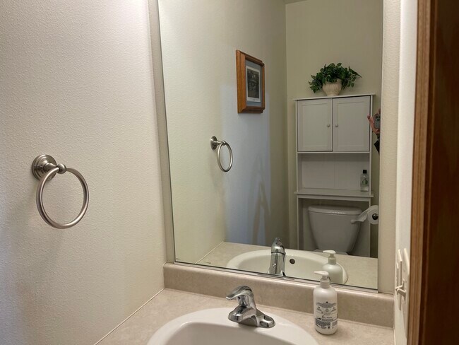 A half bathroom at the main floor - 908 Miah St