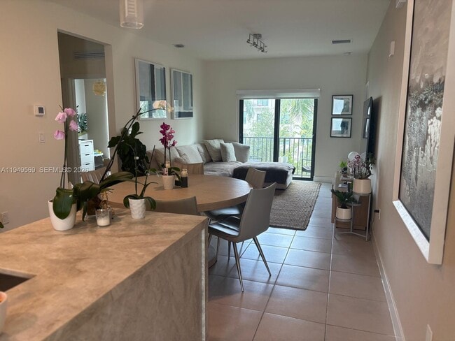 Foto del edificio - 4636 NW 84th Ave