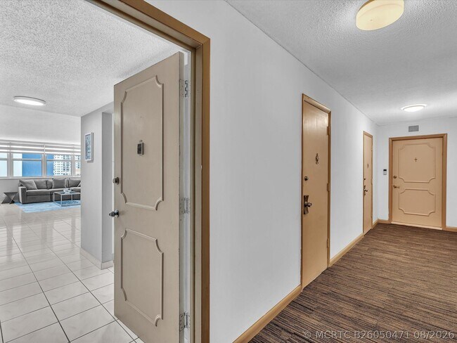 Foto del edificio - 1410 S Ocean Dr