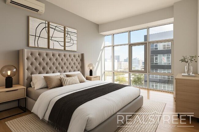 Foto del edificio - LUXURY 3 BR 2 Bath in Queens!