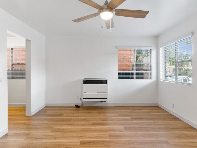 Building Photo - 936 Cedar Avenue