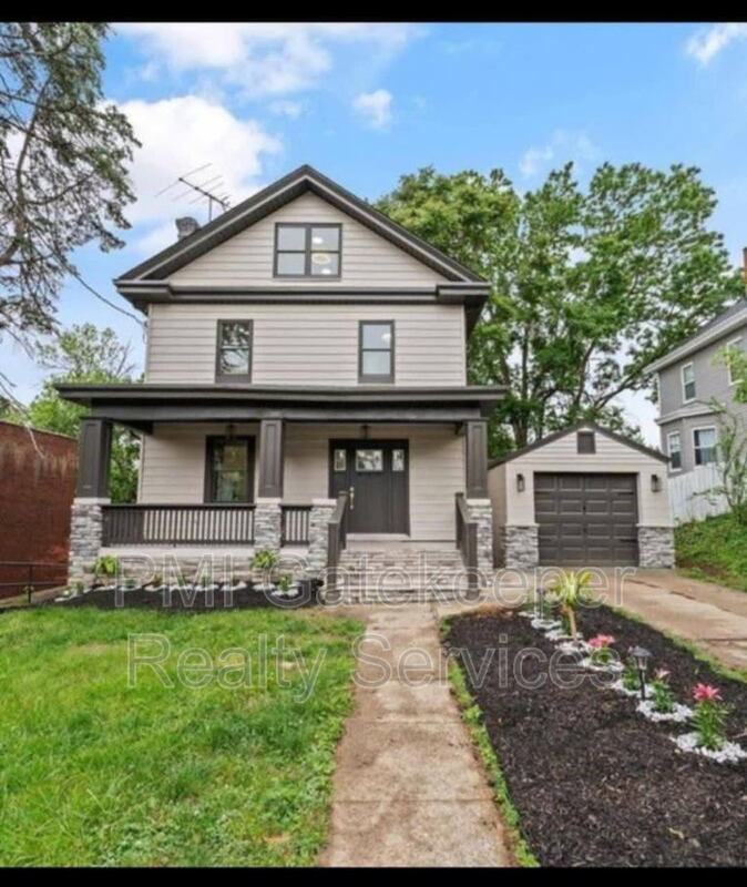 Primary Photo - 5819 Bramble Ave