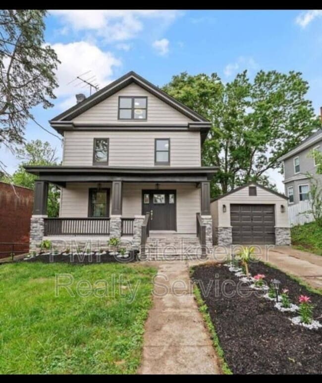 Building Photo - 5819 Bramble Ave