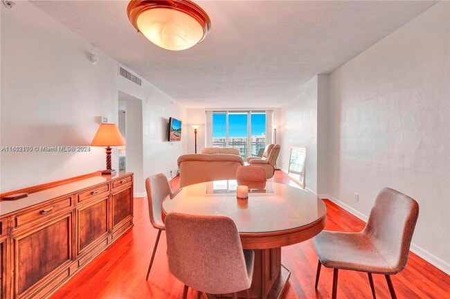 Building Photo - 3000 S Ocean Dr