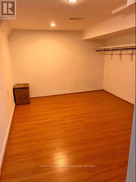 Photo du bâtiment - 11 Zeng Cheng Dr