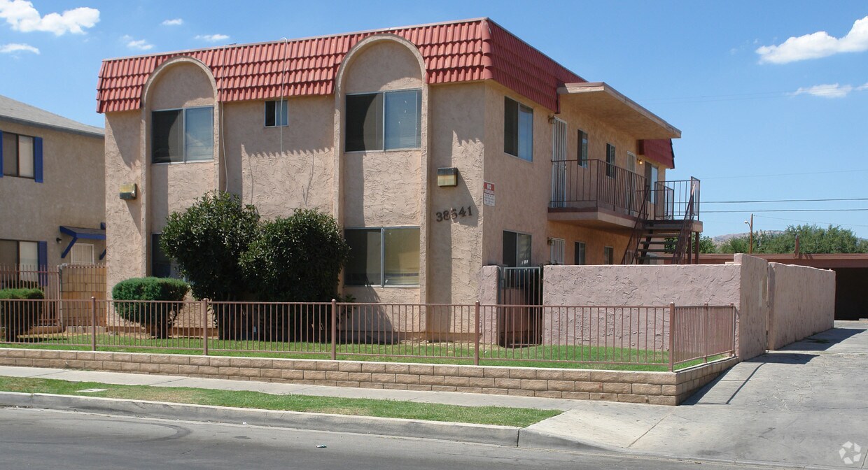 Foto del edificio - 38541 5th St E