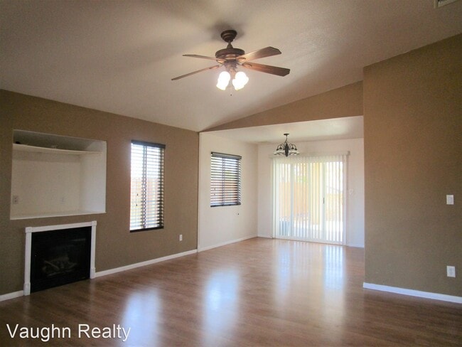 Building Photo - 3 br, 2 bath House - 1312 S. McCall St.