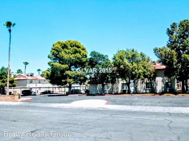 Building Photo - 2 br, 2 bath House - 701 Rock Springs #101