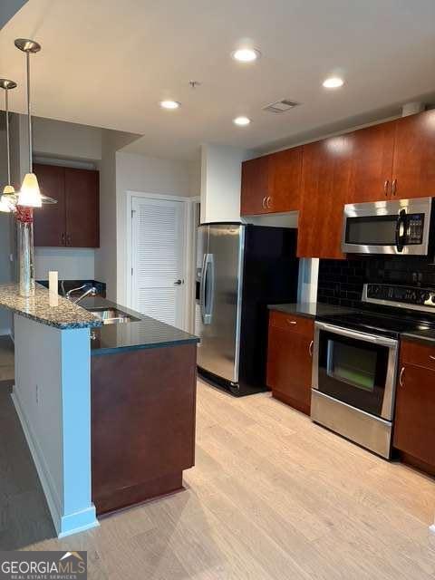 Foto del edificio - 400 W Peachtree St NW