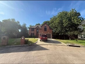 Building Photo - 3618 Windhill Ln