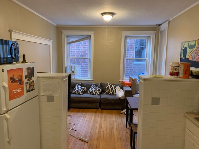 Building Photo - 54 Egmont St