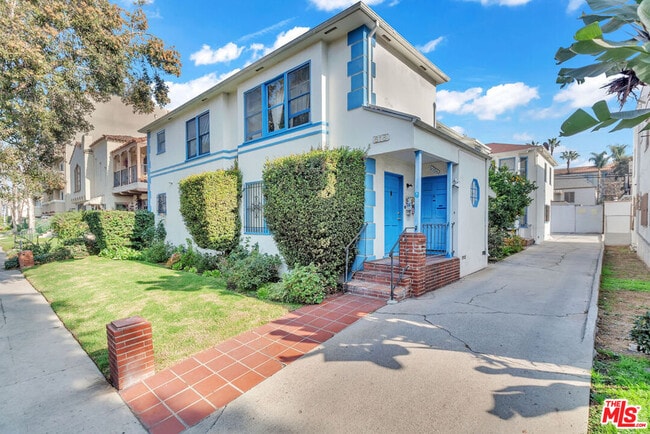 Foto del edificio - 622 Cloverdale Ave