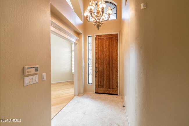 Foto del edificio - 8253 E Cortez Dr