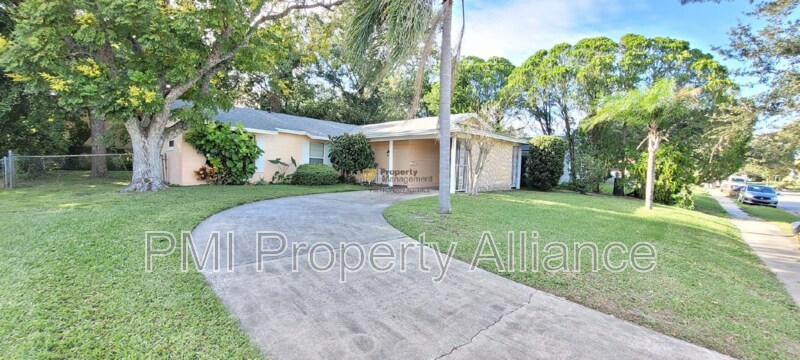 Foto principal - 10 Winding Ridge Rd