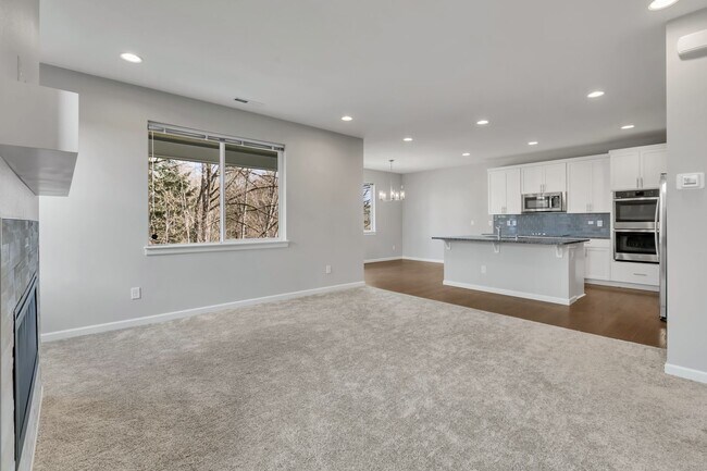 Building Photo - Spacious 3-Bedroom Home in the Heart of Gig Harbor!