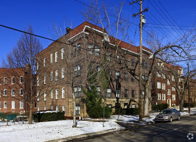 Building Photo - Turtle Park Apartments