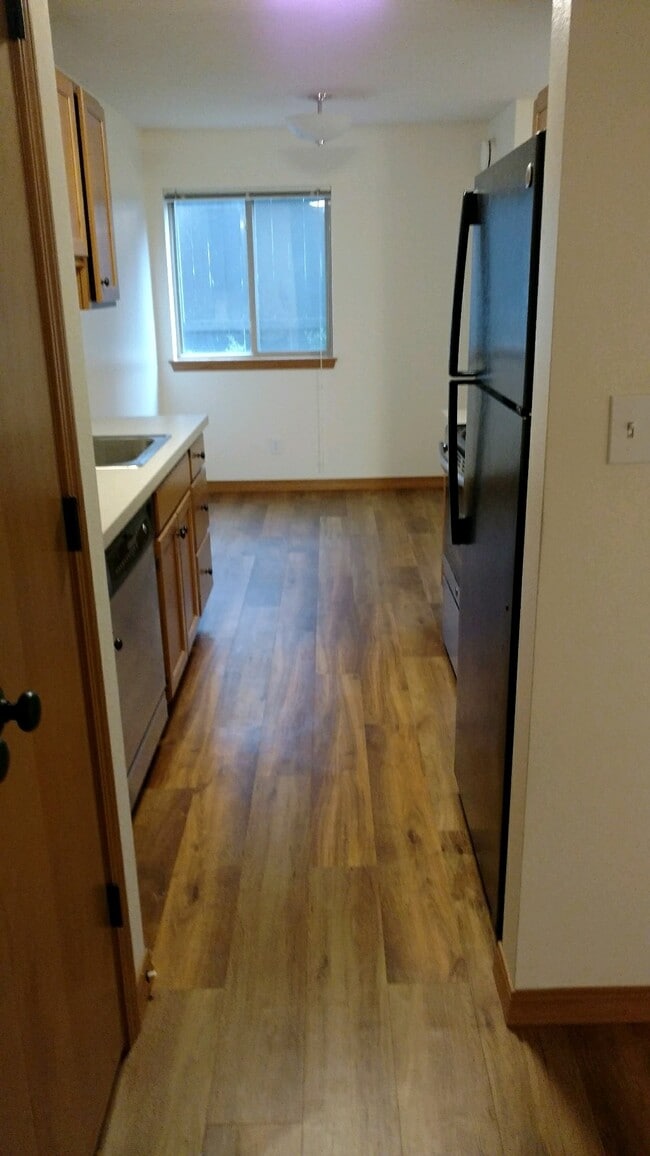 Kitchen - Legend House