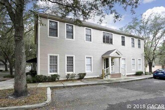 Building Photo - 5218 SW 91st Dr