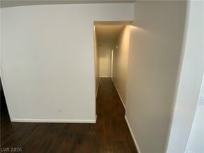 Building Photo - 5819 Badlands Ln