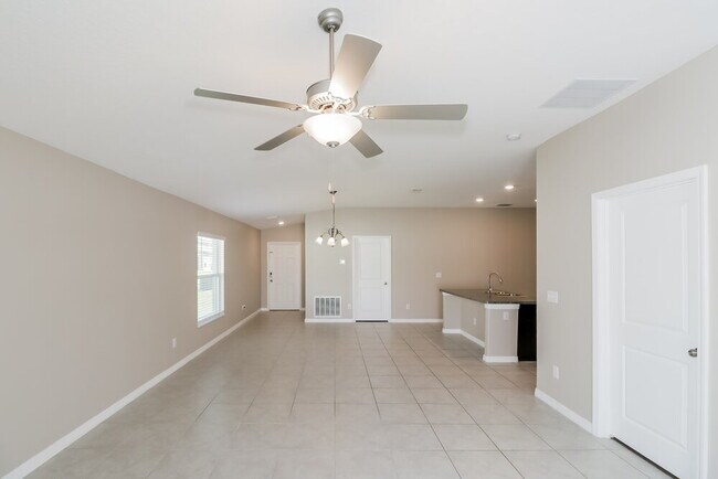 Foto del edificio - 3189 Lytton Hall Dr