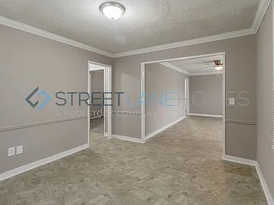 Foto del edificio - 2577 Old Holton Rd