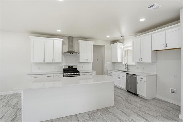 Building Photo - 532 Highview Ct