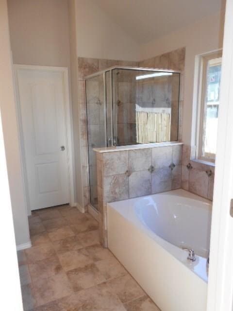 Building Photo - 533 Peregrine Way