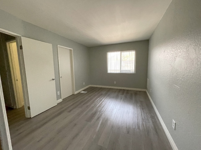 Foto del edificio - 17706 Scherzinger Ln