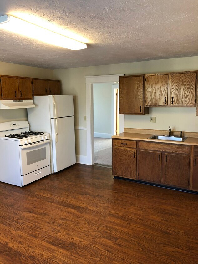 Foto principal - 16 Linwood St