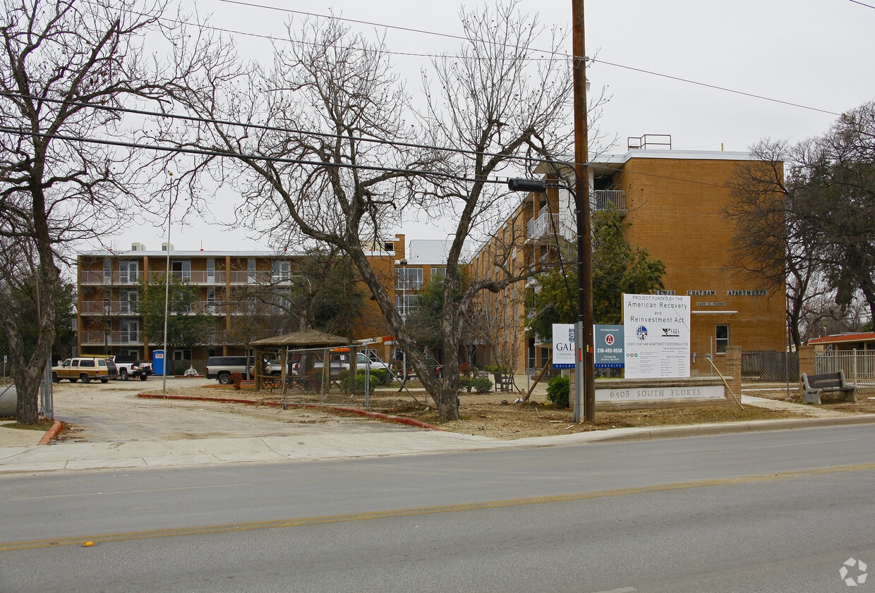 Primary Photo - Lewis Chatham Apartments
