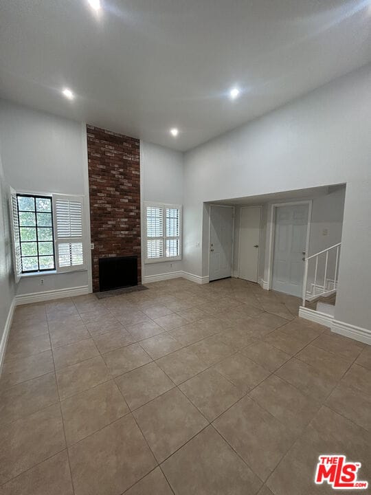 Building Photo - 14500 Van Nuys Blvd