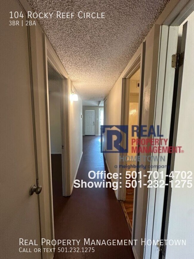 Foto del edificio - 104 Rocky Reef Cir