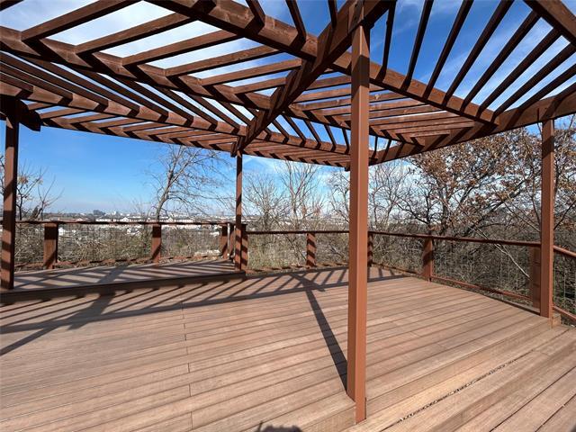 Foto del edificio - 1229 Clifftop Ln