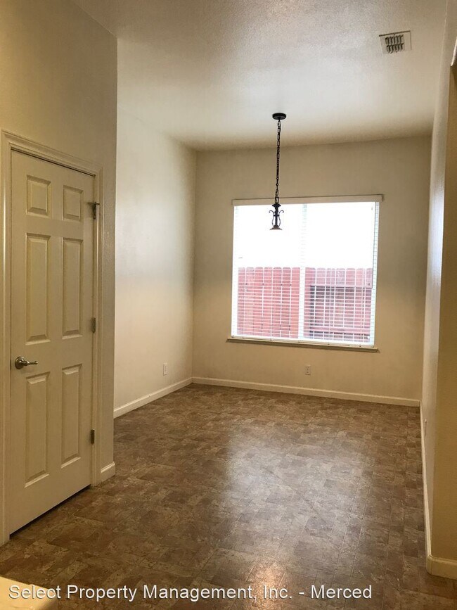 Building Photo - 4 br, 2 bath House - 881 Sand Stone Way