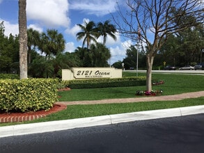 Building Photo - 2121 N Ocean Blvd