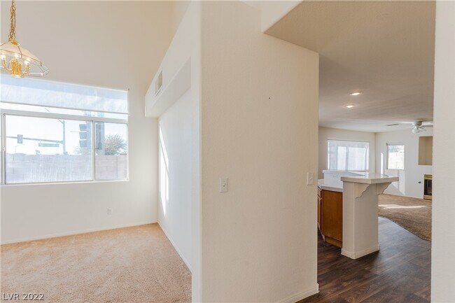 Building Photo - 9411 Breechcloth Way